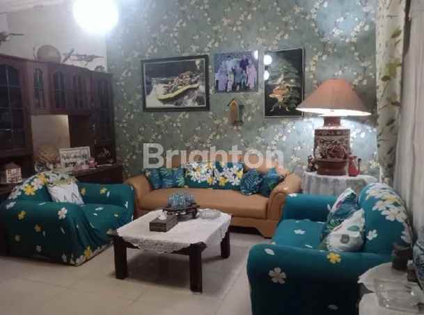 dijual rumah kutisari