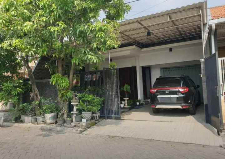 dijual rumah kutisari indah utara