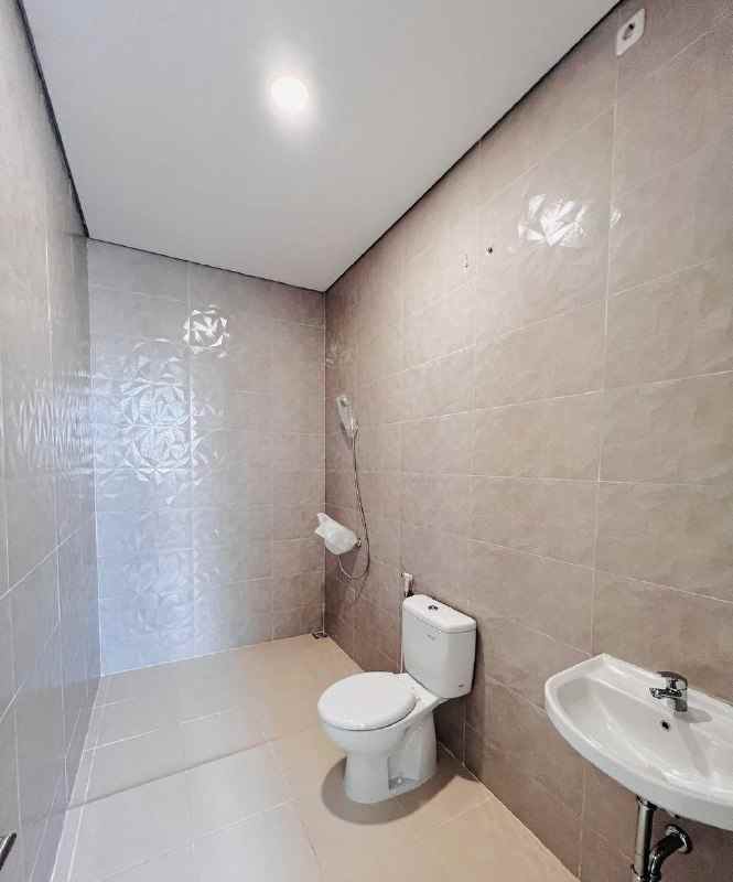 dijual rumah lebak arum surabaya