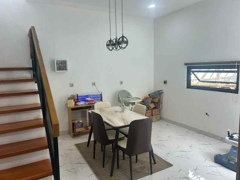 dijual rumah lembang