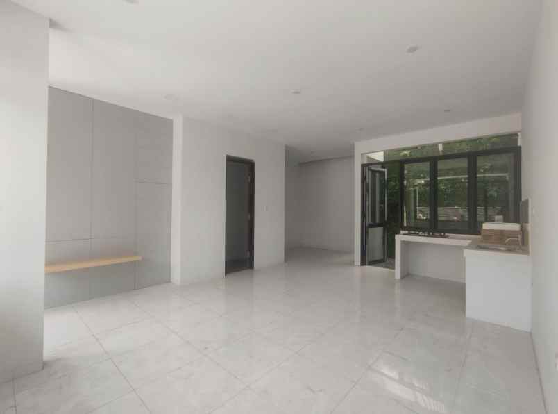 dijual rumah leuwisari