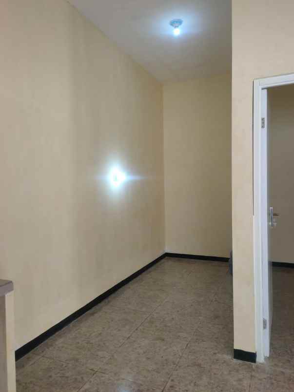 dijual rumah lokasi asrikaton pakis malang