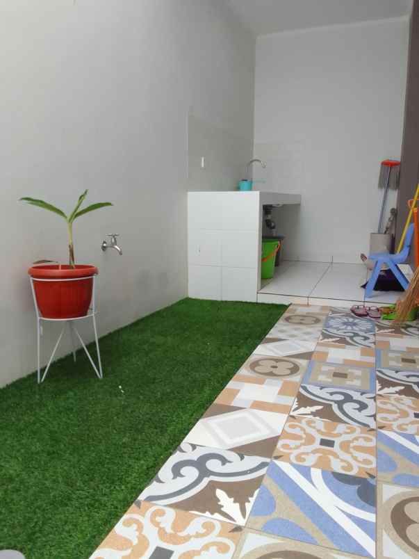 dijual rumah lokasi strategis di summarecon bandung