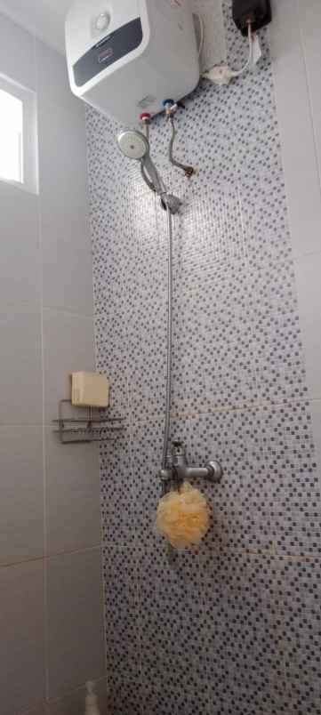 dijual rumah lokasi strategis di summarecon bandung