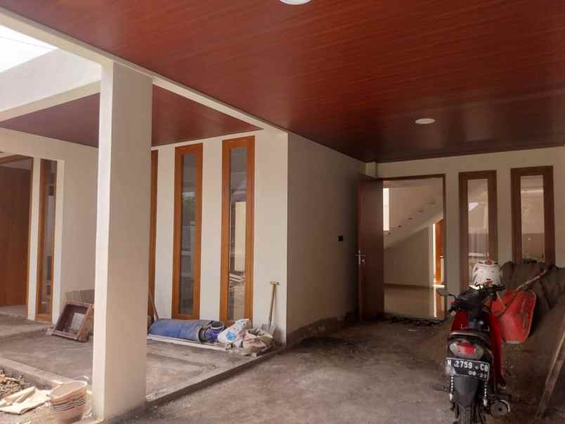 dijual rumah lokasi sulfat kota malang