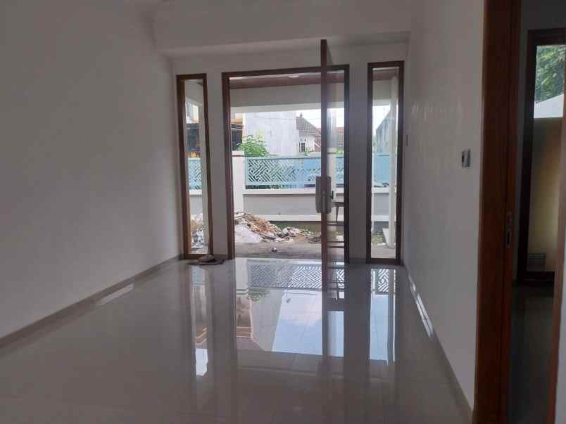dijual rumah lokasi sulfat kota malang