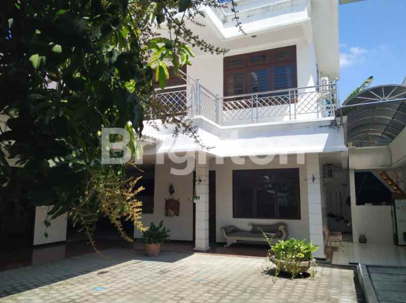 dijual rumah manyar jaya