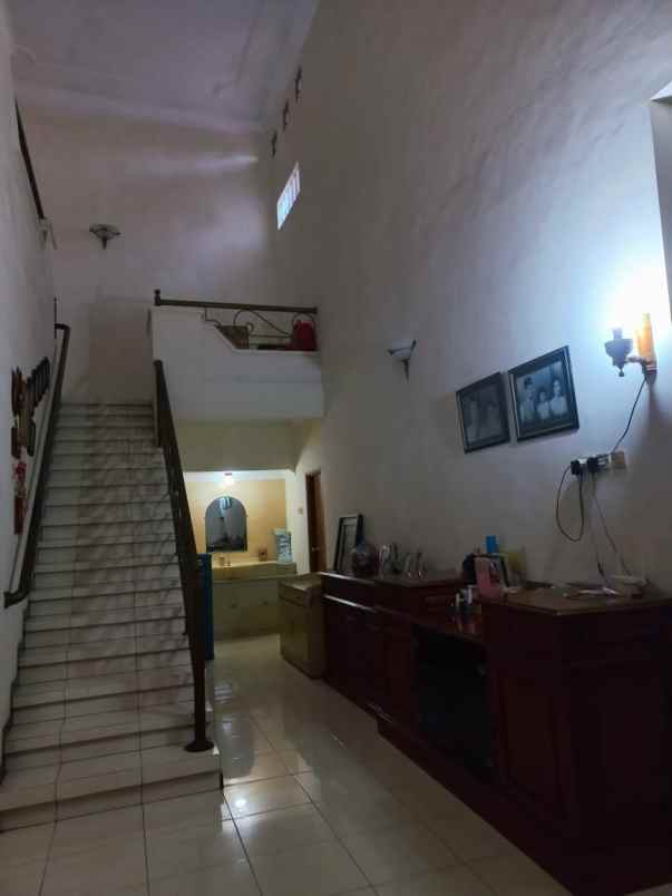 dijual rumah medokan asri barat