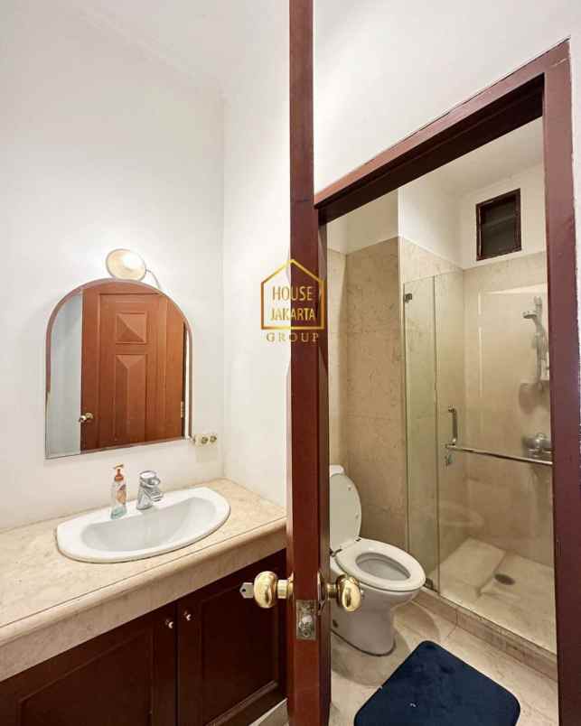 dijual rumah menteng