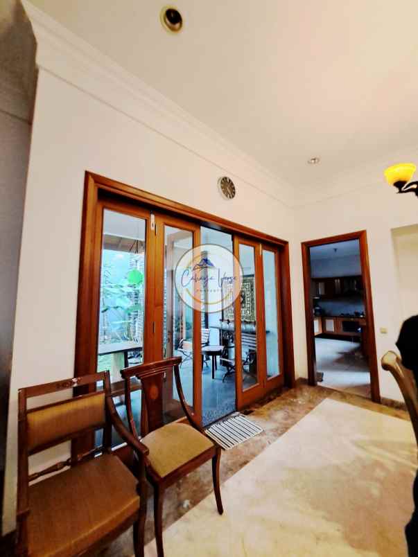 dijual rumah mewah batununggal elok buah batu bandung