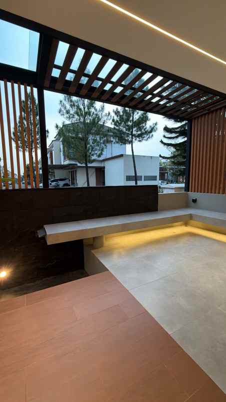 dijual rumah mewah citraraya cikupa tangerang