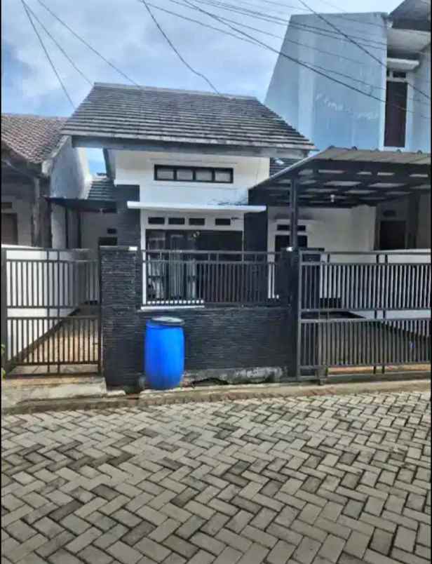 dijual rumah minimalis siap huni under 2m