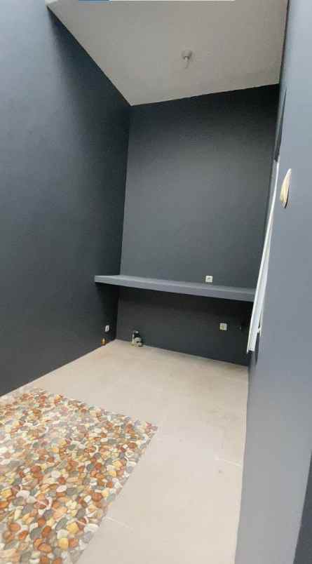 dijual rumah mustikajaya