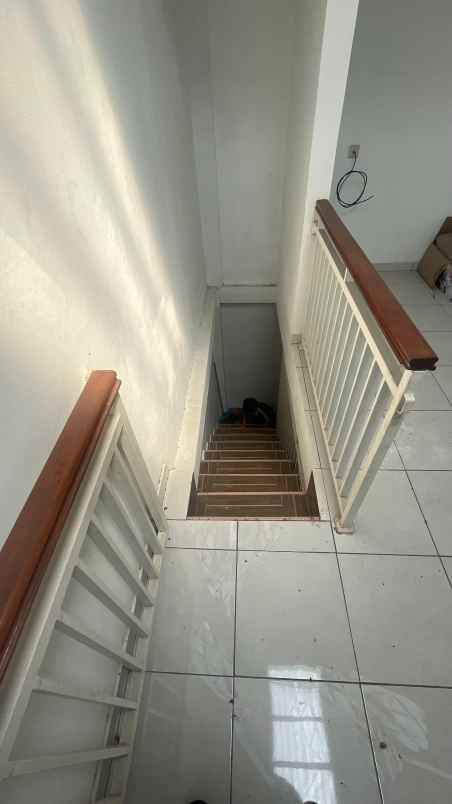 dijual rumah mutiara gading city