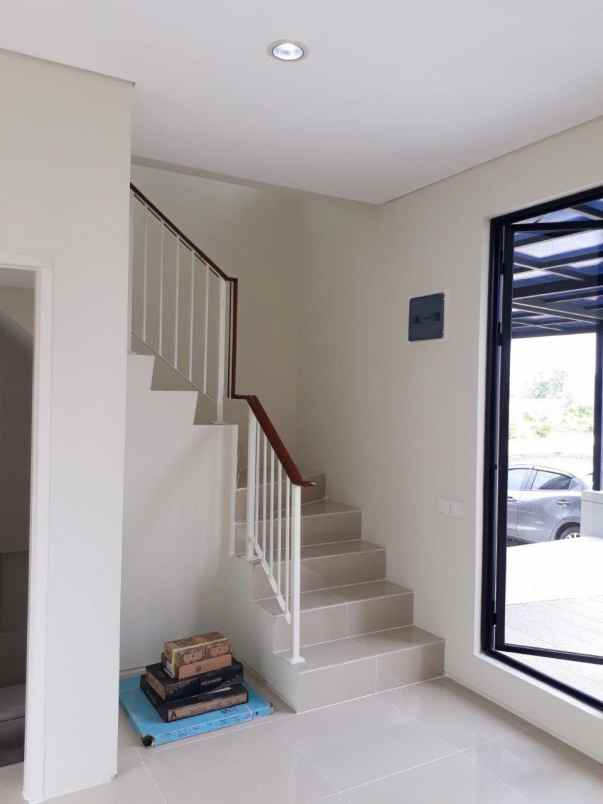 dijual rumah northwest hill citraland