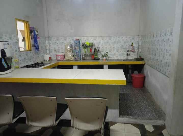 dijual rumah pajangan