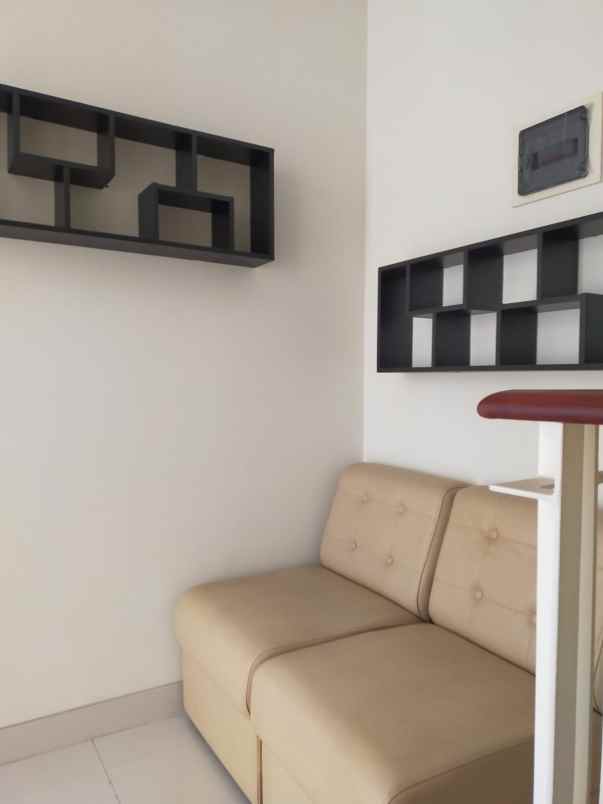 dijual rumah pakuwon city suvadiva