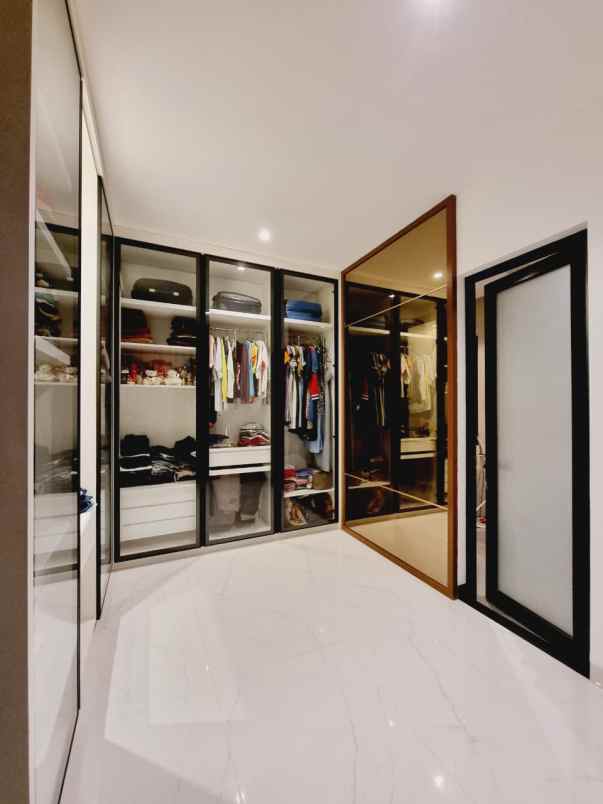 dijual rumah pangkalan asem cempaka