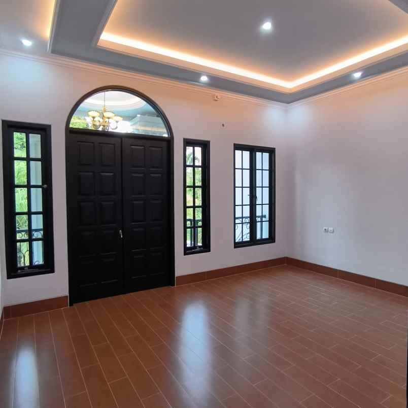 dijual rumah pejaten barat