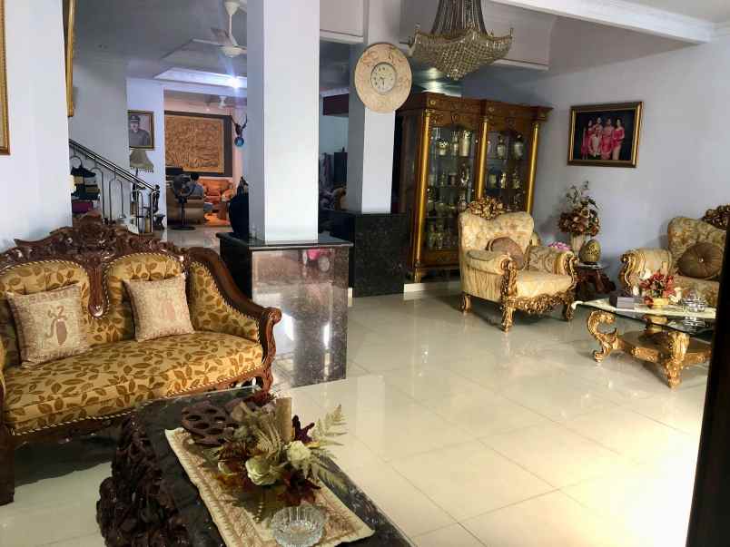 dijual rumah pejaten timur