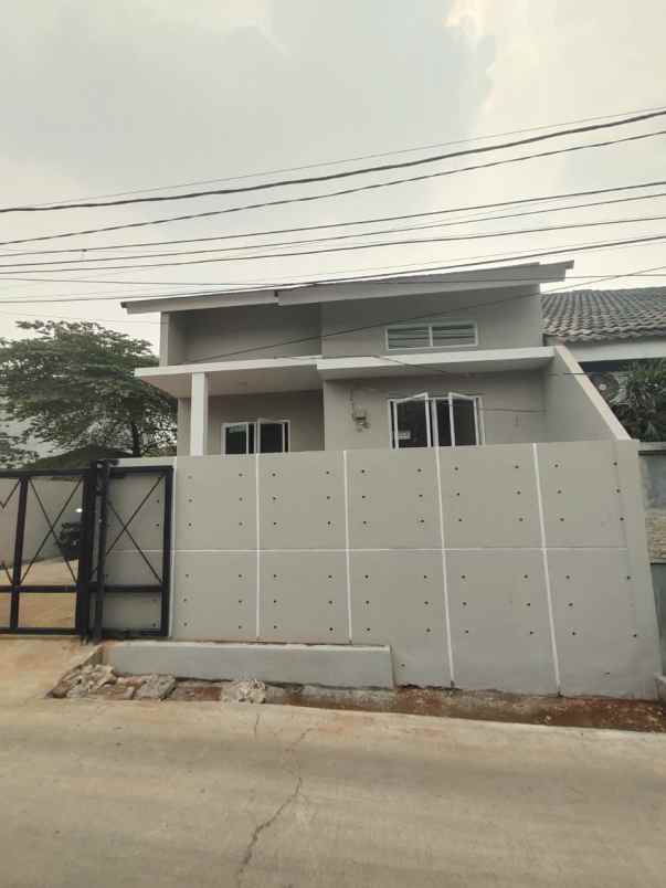 dijual rumah pekayon