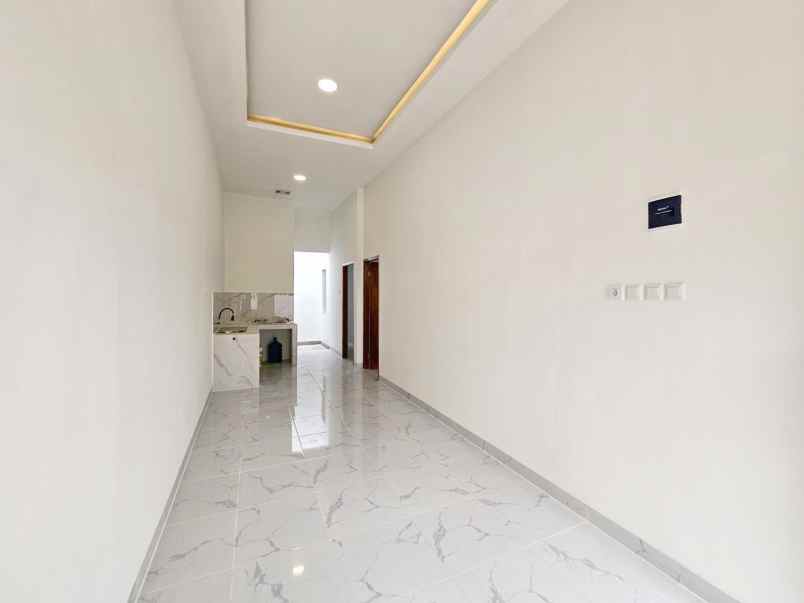 dijual rumah permata hijau permai kota