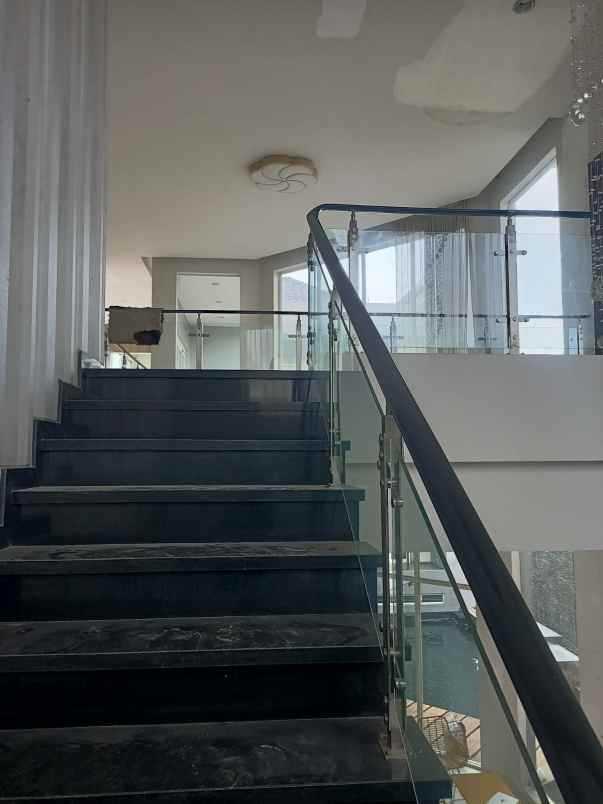 dijual rumah permata jingga suhat kota