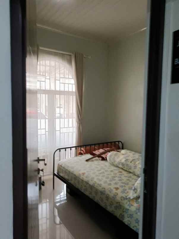 dijual rumah perum andalus residence