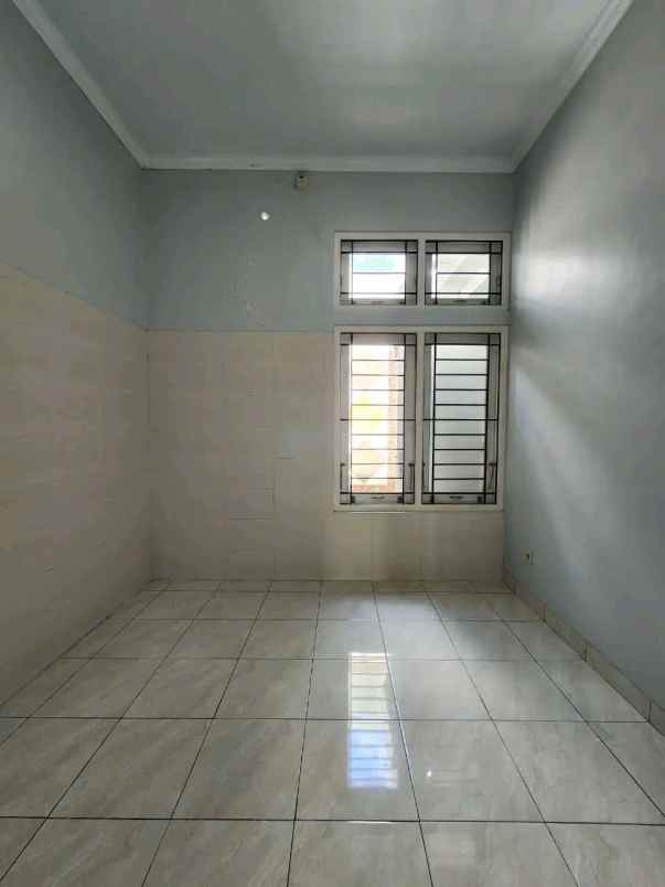 dijual rumah perumahan