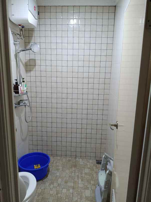 dijual rumah perumahan boulevard hijau