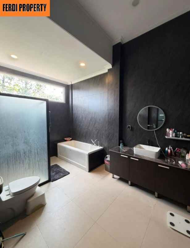 dijual rumah perumahan cibubur country