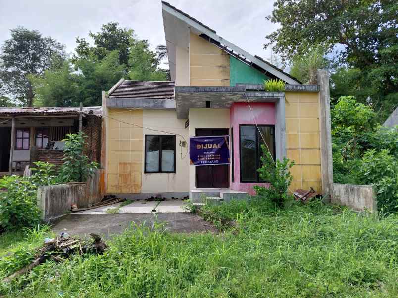 dijual rumah perumahan green land blok