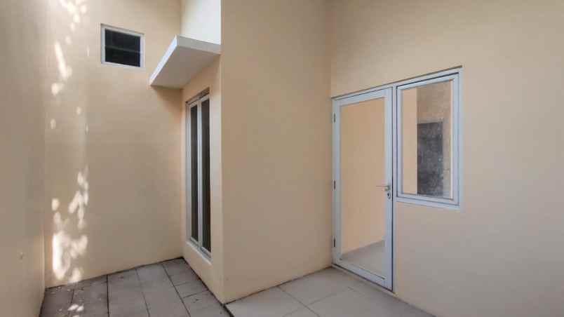 dijual rumah perumahan griya alam