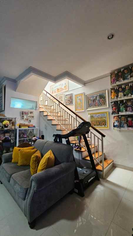 dijual rumah perumahan malaka country