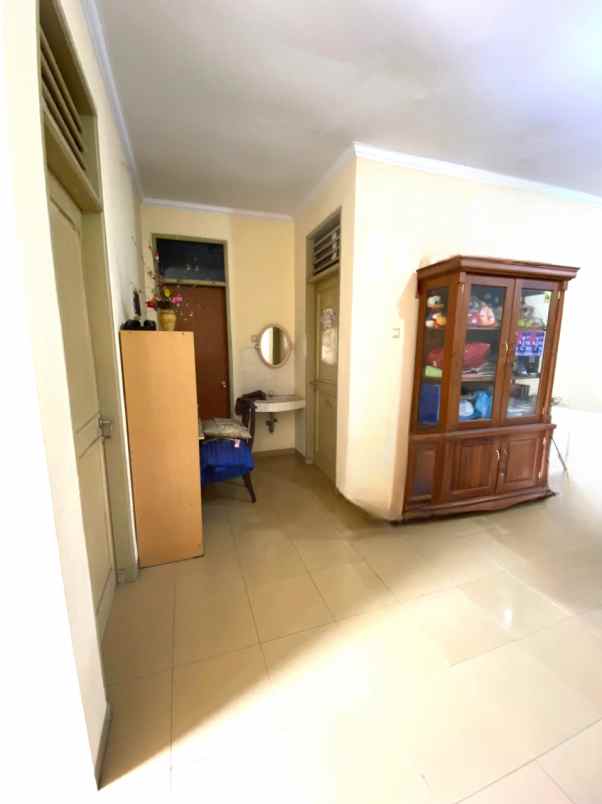 dijual rumah perumahan metland menteng