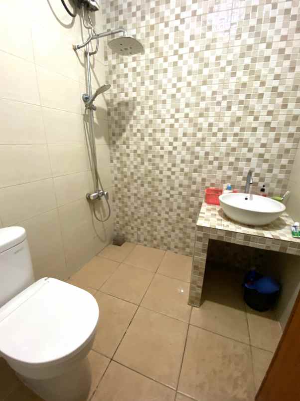 dijual rumah perumahan metland menteng