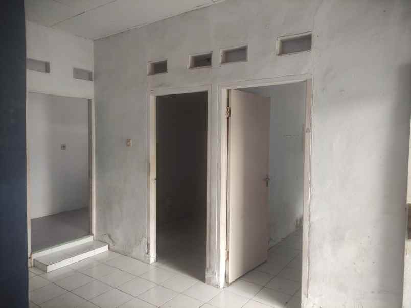 dijual rumah perumahan tanjakan mekar