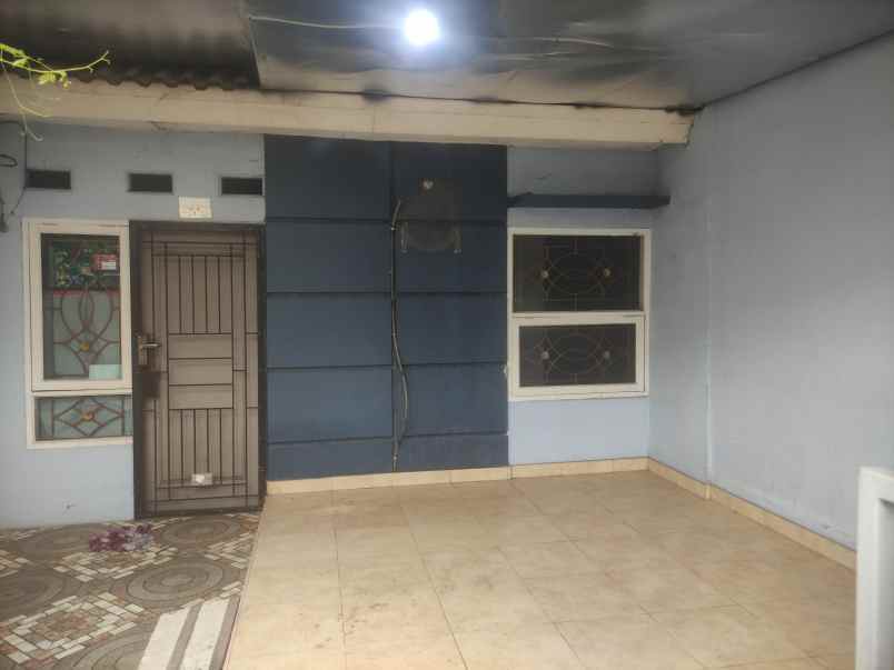 dijual rumah perumahan tanjakan mekar