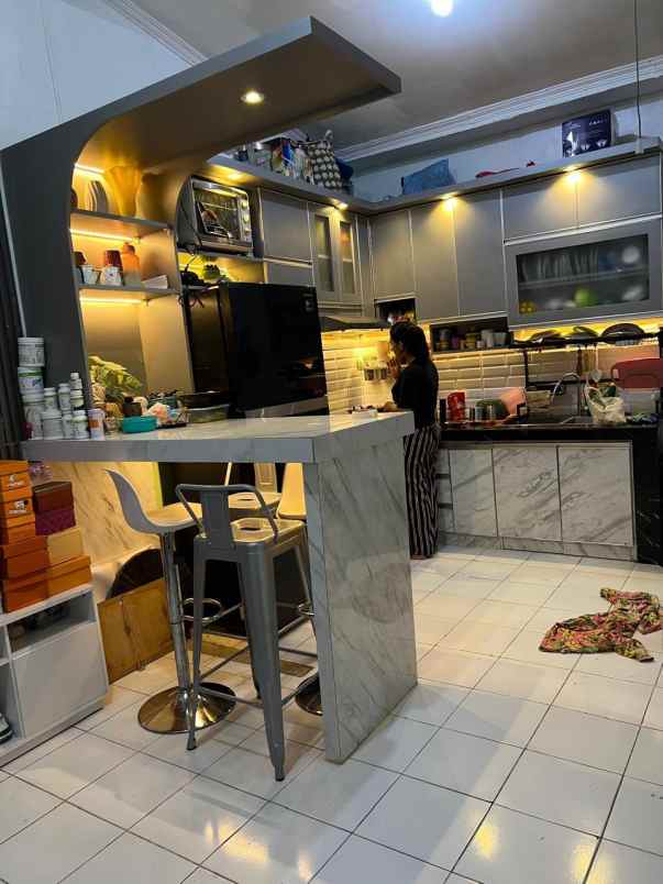 dijual rumah perumahan telaga mas duta