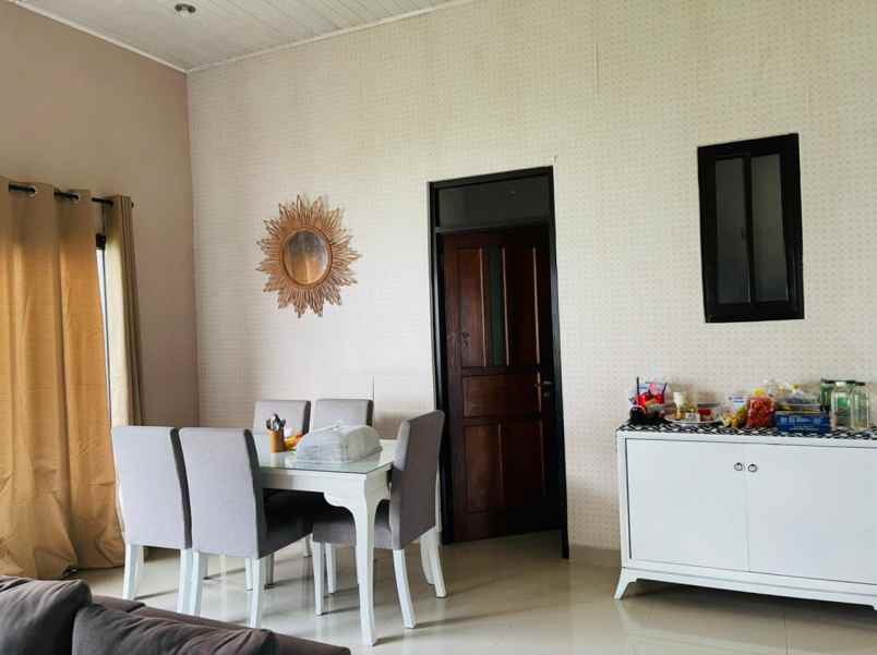 dijual rumah pesona khayangan juanda