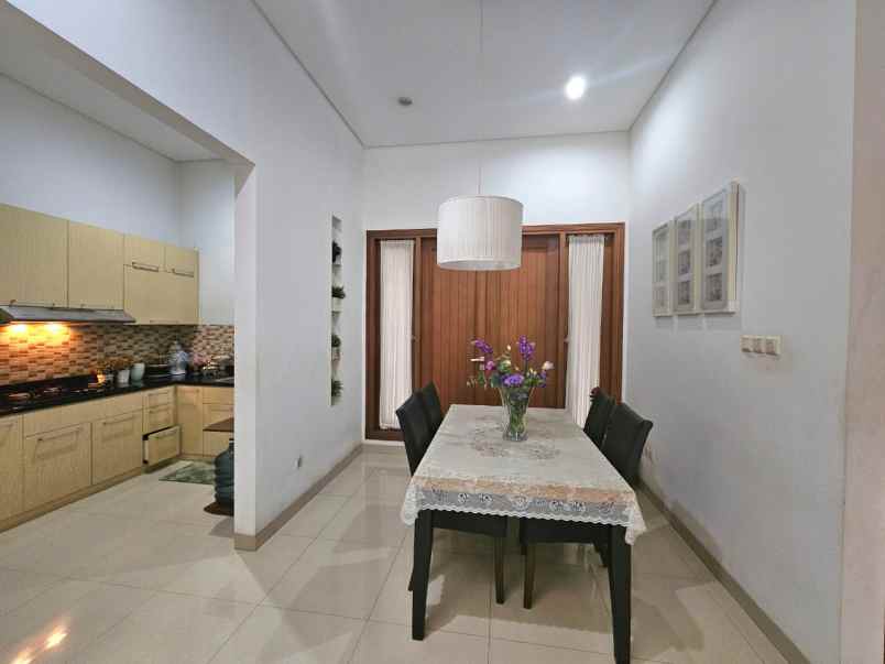 dijual rumah pinang perak pondok pinang