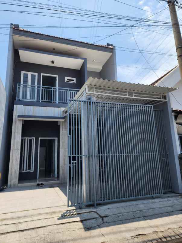 dijual rumah ploso timur