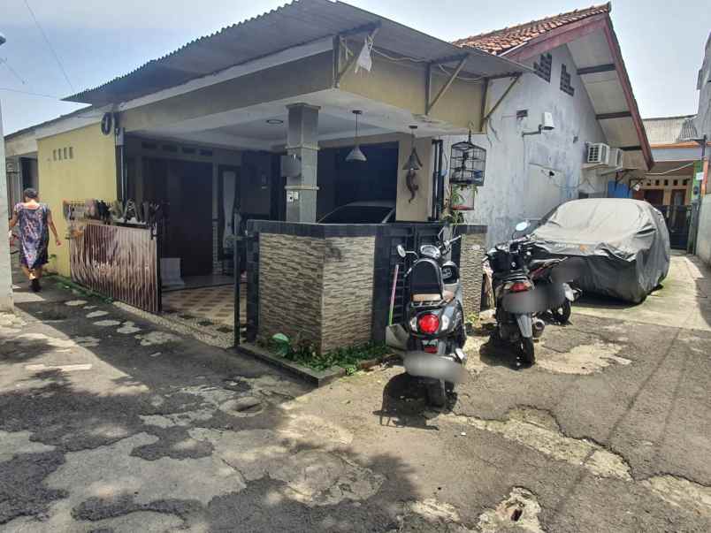 dijual rumah pondok kacang timur pondok