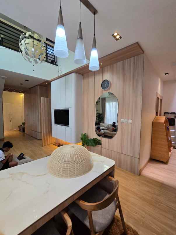 dijual rumah pondok kelapa