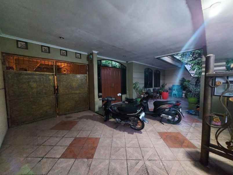 dijual rumah pondok tjandra indah palem