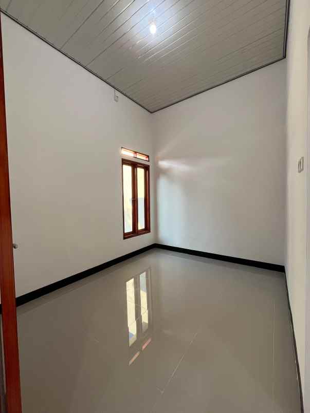 dijual rumah pondok ungu permai