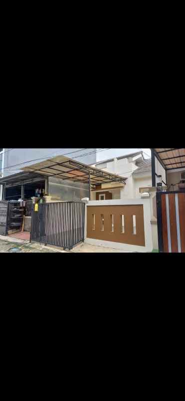 dijual rumah poris indah