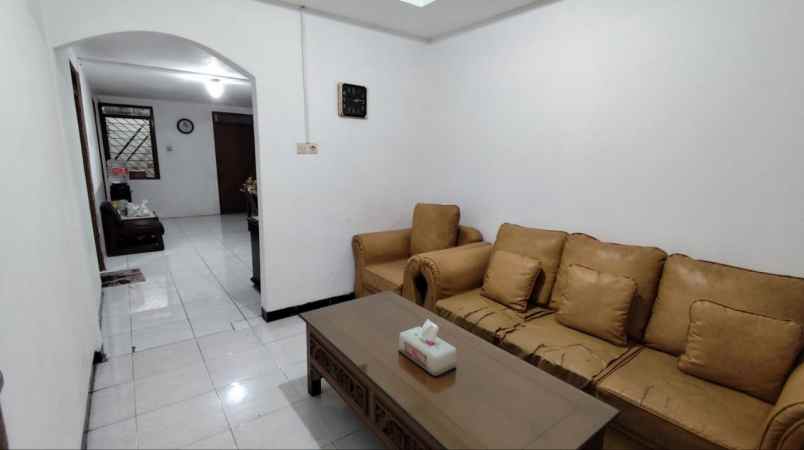 dijual rumah puri indah pandugo timur