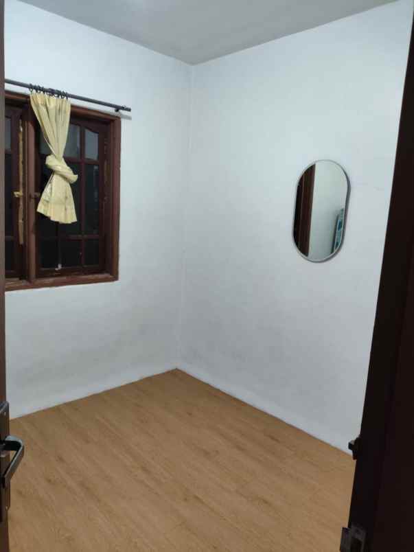 dijual rumah puri indah pandugo timur