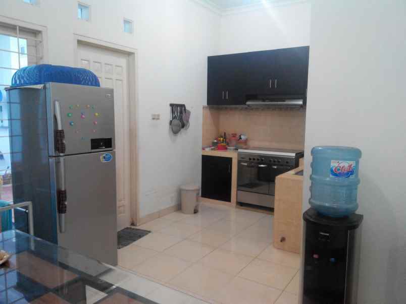 dijual rumah purimas